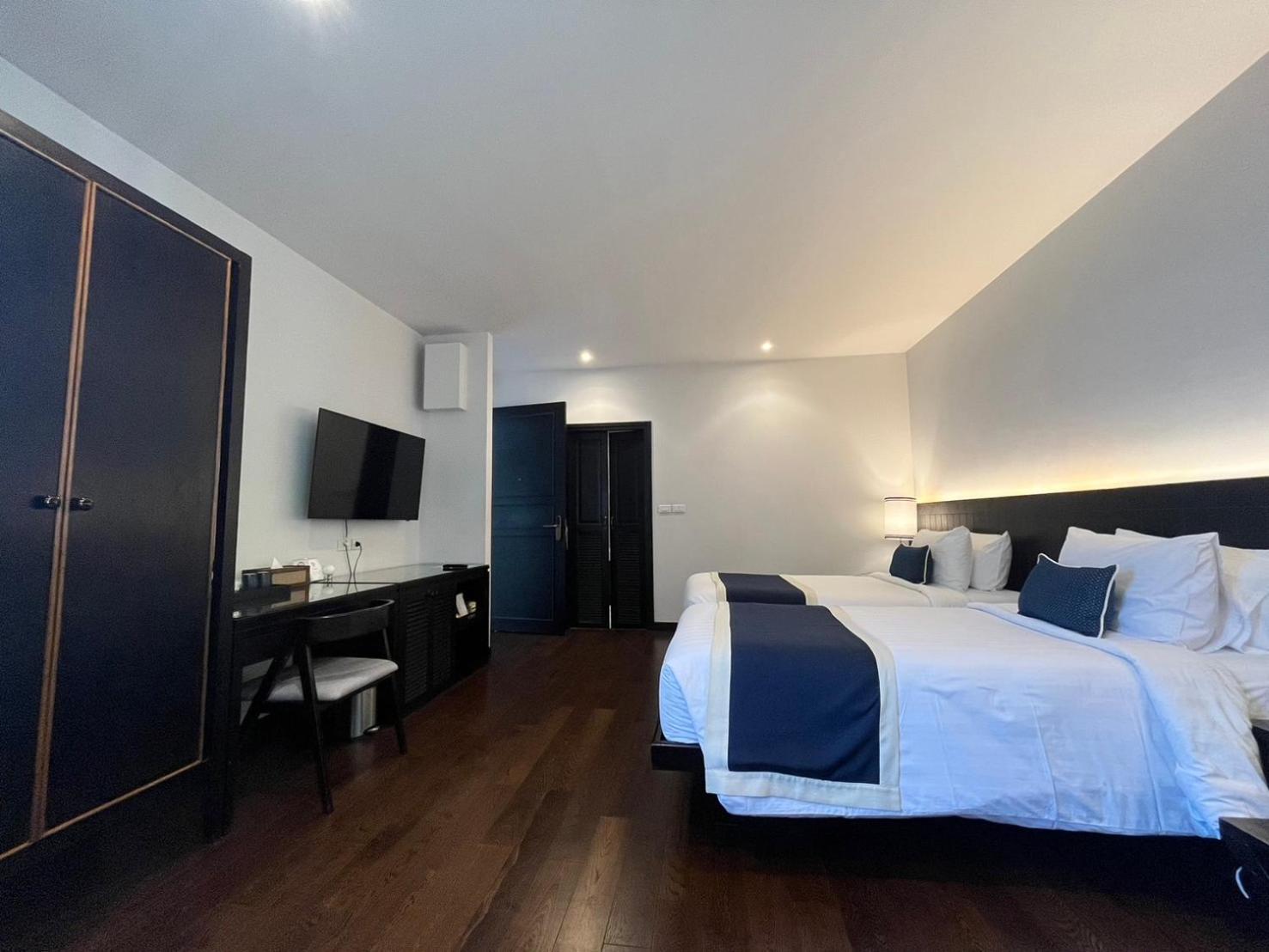 Cheeva Dee Hotel